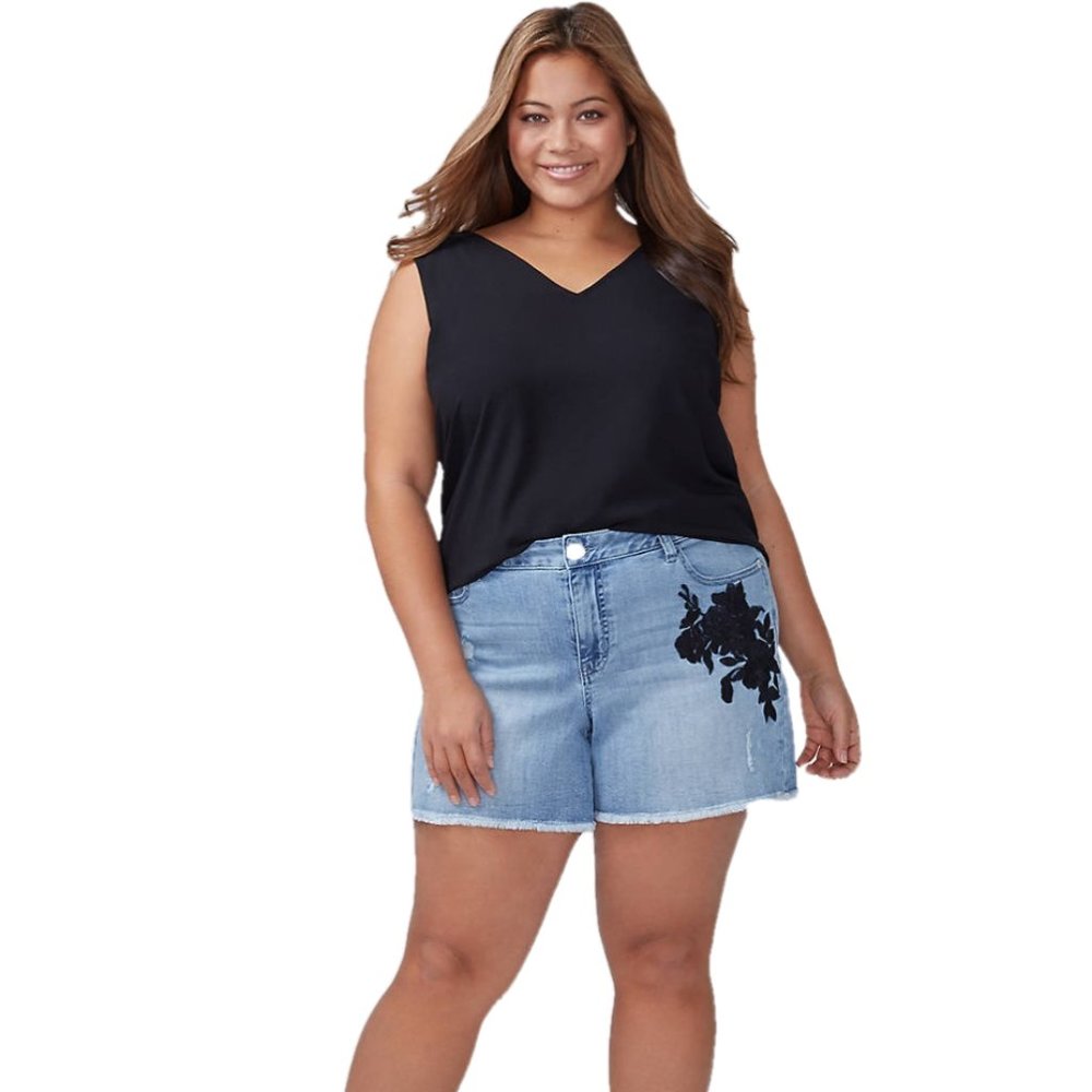 Lane Bryant Shorts Denim Floral (28) (NWT)